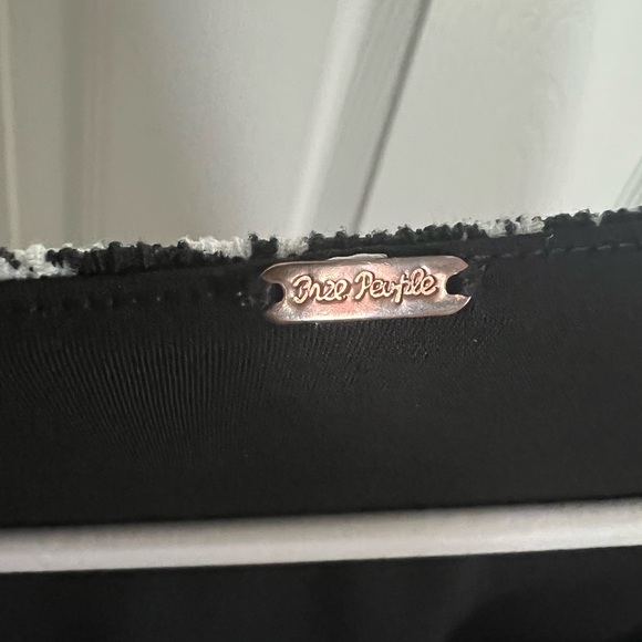 Free People Black and White Floral Crop Top - Picture 6 of 8